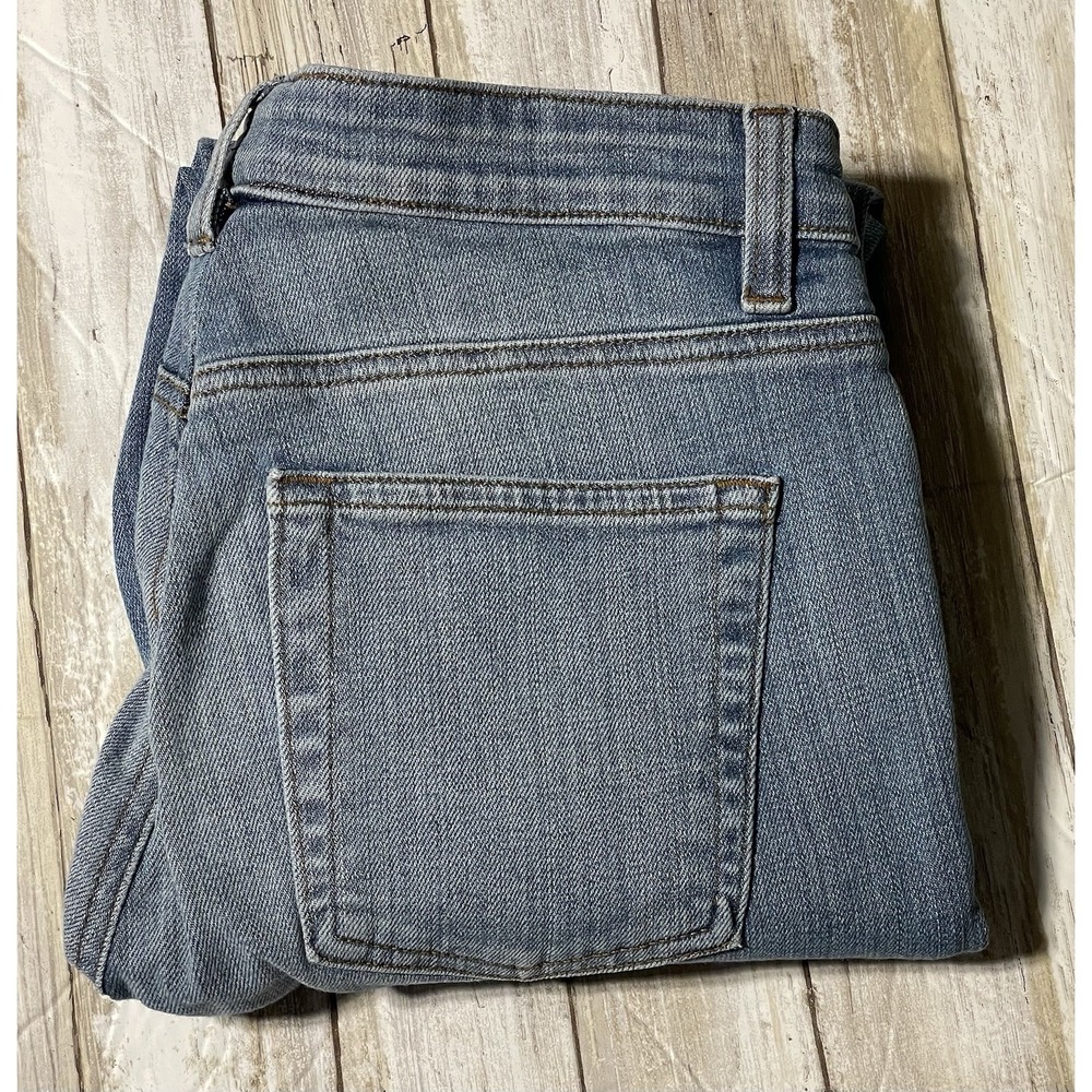 Eileen Fisher Women's Size 2 Mid Rise Straight Organic Cotton Jeans. Medium Wash